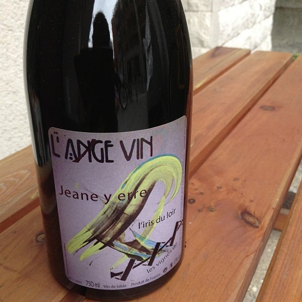 本日新入荷パリのワインバーのおっちゃんが作り上げたワイン。ランジュヴァン
