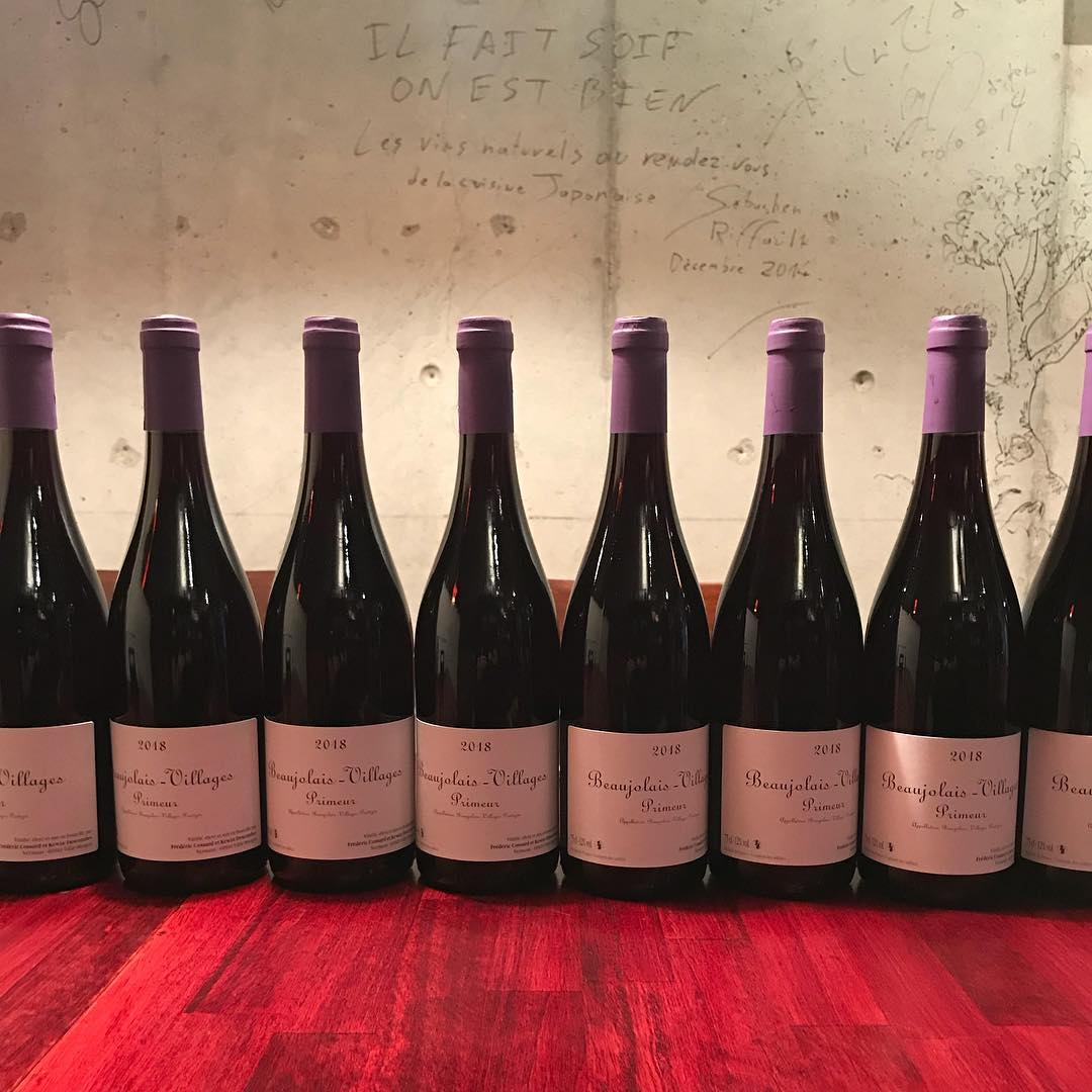 今年も明日15日に解禁です！フレデリック・コサール&ケビン・デコンブ2018ゆるっとお待ちしてます#ボジョレーヌーヴォー#焼き鳥#ナチュラルワイン#イルフェソワフ