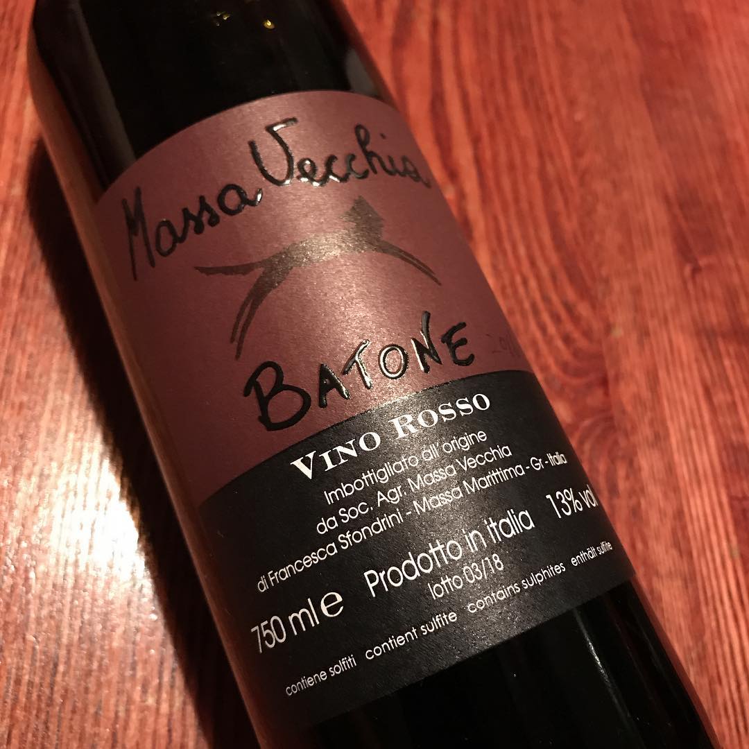 マッサヴェッキア  バトーネ#グラスワイン#焼き鳥#イルフェソワフ