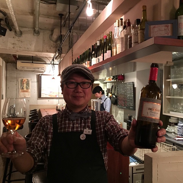 来月の飲み歩きイベント、ヴィナイオッティマーナで来福する「ブレッサン」のピノ・グリージョ2006。黄桃やプラム、花梨や梅干しの香りすっごく複雑で濃厚。ブレッサンと会う前の予習です！
