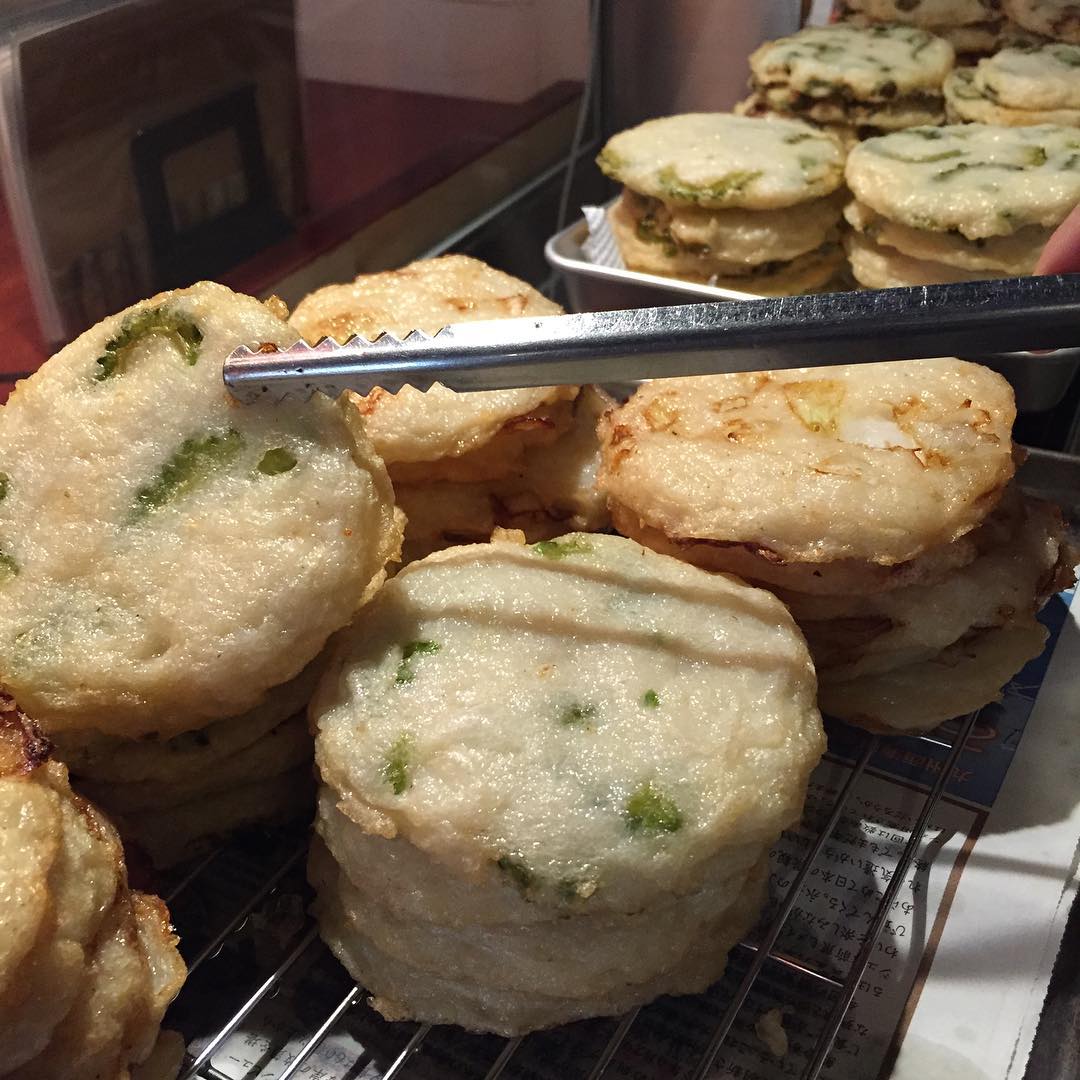 今日はワインイベント「vin vin 縁日」畑の野菜を入れた丸天を準備してまーす！みごとに晴れました(^O^)／