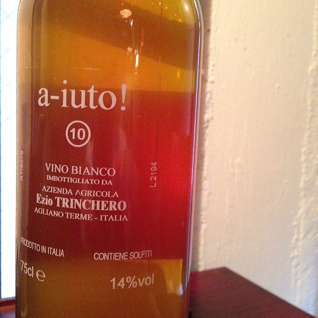 旨そうな茶ワイン。この色がたまらないね