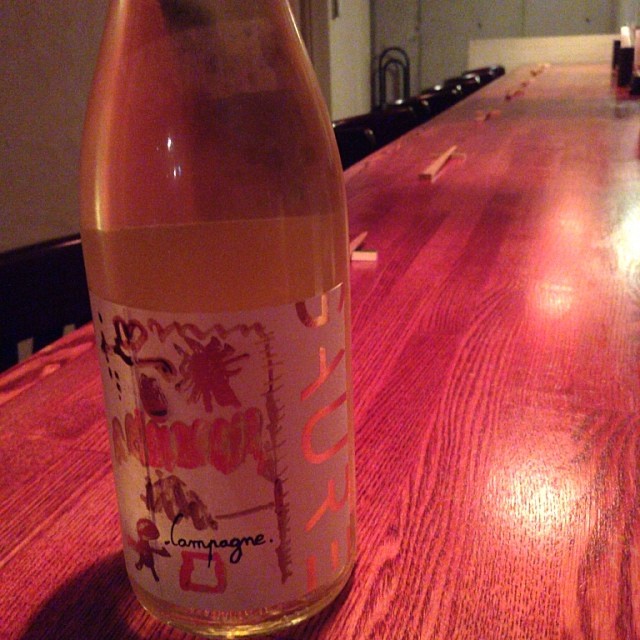 月曜日から雨。ラングドックの陽気な白でもグラスで開けますかね〜今週も今日から元気に営業中。